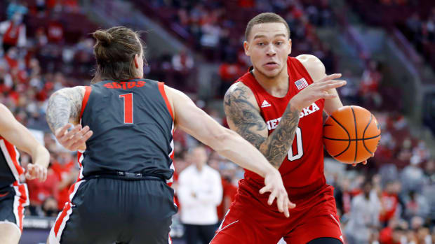 USATSI_17803302 CJ Wilcher MBB vs Ohio State 2022.03.01